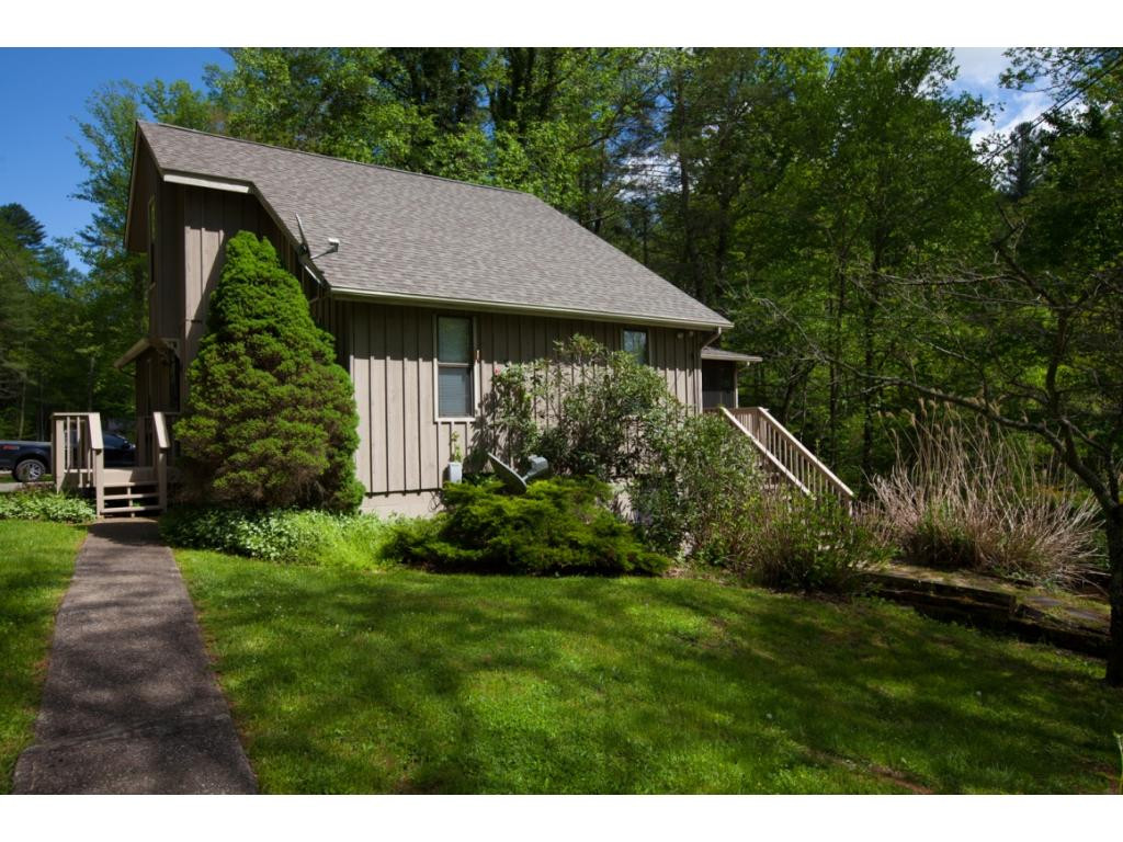 2040 Spivey Mountain Road Erwin, TN 37650 - Photo 3 of 36 Photo 3