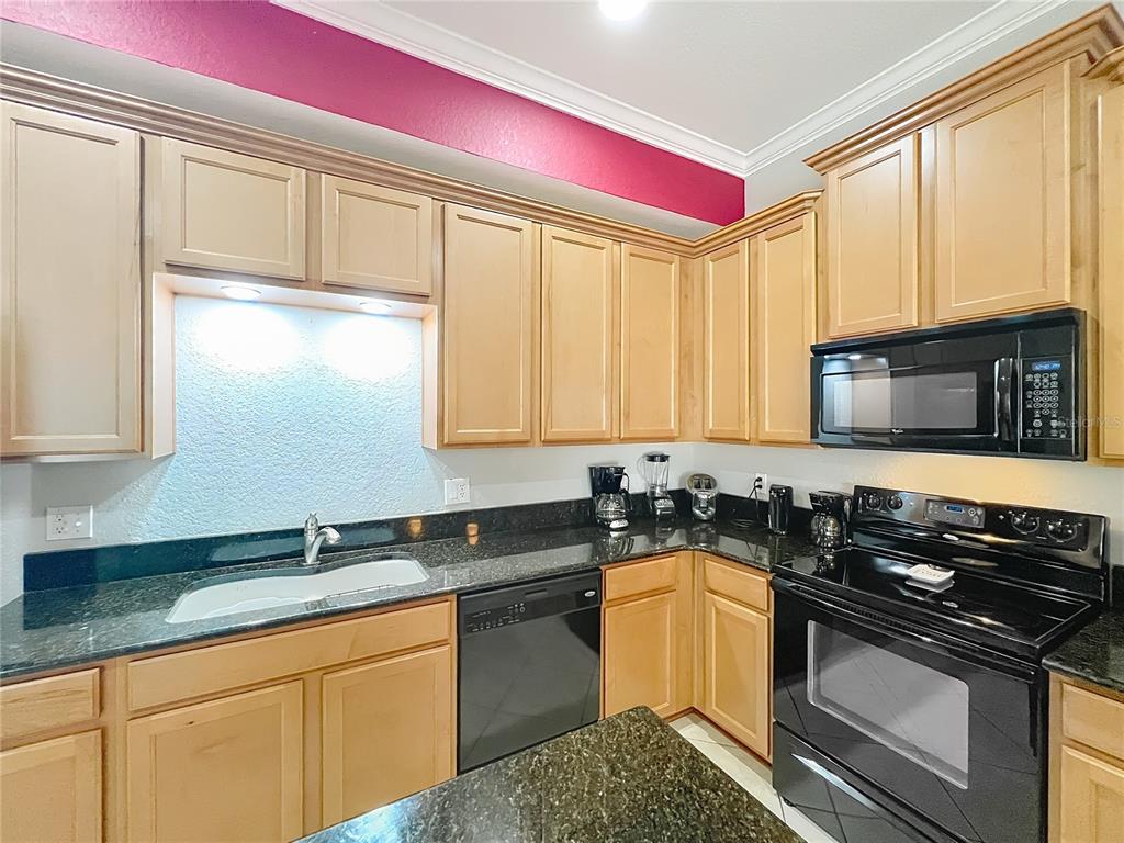 6840 Helmsley Circle Windermere, FL 34786 - Photo 20 of 76