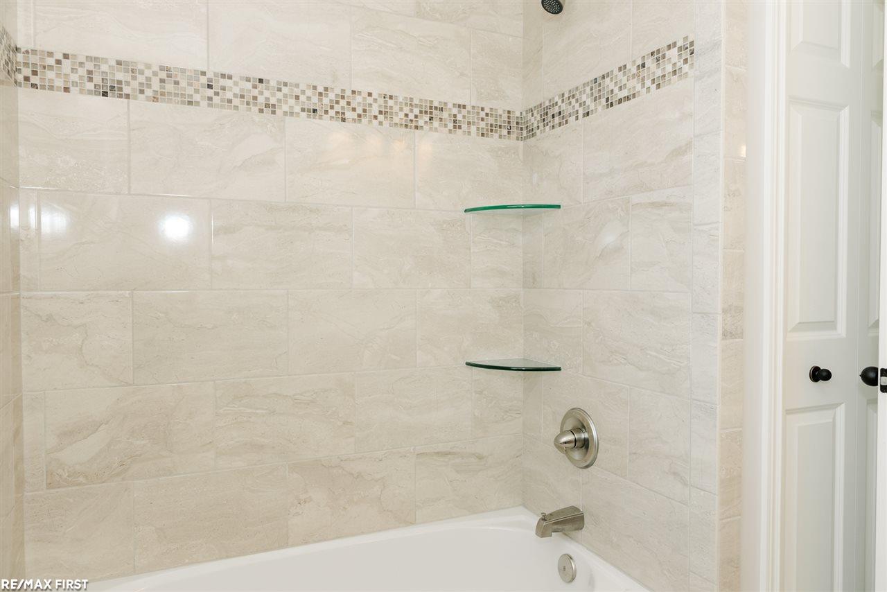 48617 Sugarbush Road Chesterfield, MI 48047 - Photo 10 of 17