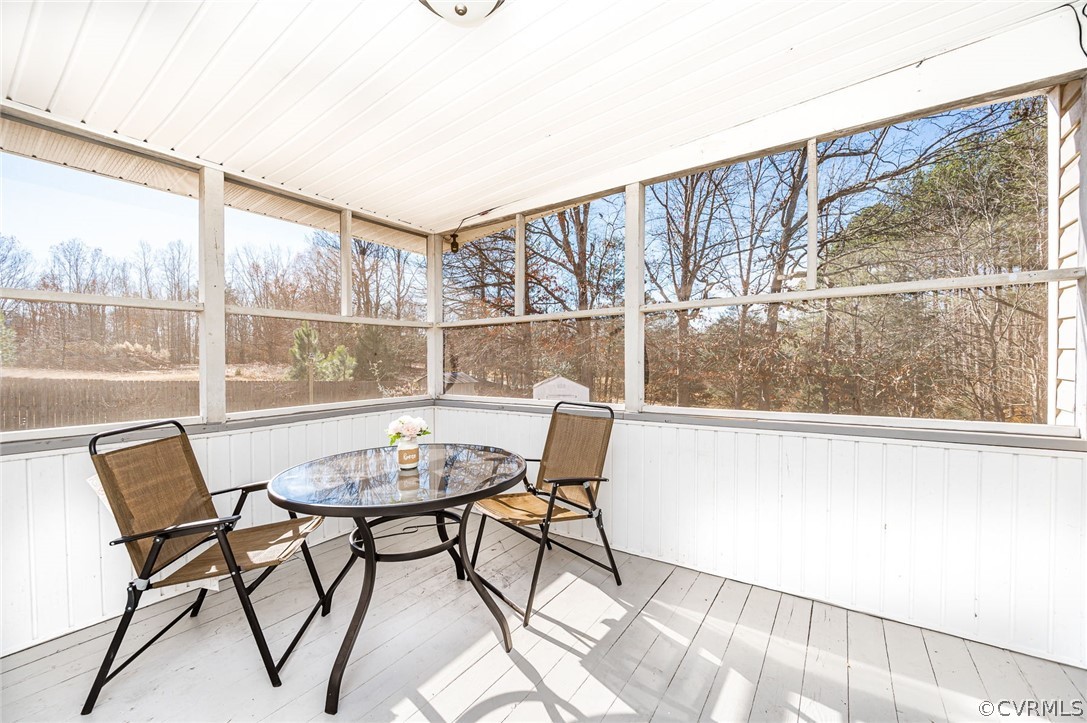 18203 West County Line Road Midlothian, VA 23112 - Photo 24 of 31 Enjoy some quiet time on your screened porch!