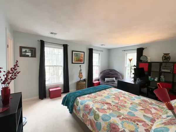 $3,500 | 55 West Street, Unit 7, Medfield, MA 02052