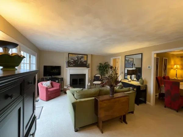 $3,500 | 55 West Street, Unit 7, Medfield, MA 02052