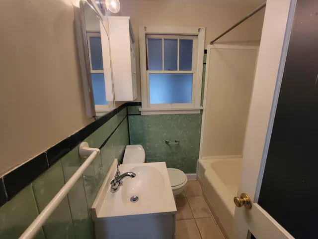 $1,000 | 1927 Wrightsboro Road, Augusta, GA 30904