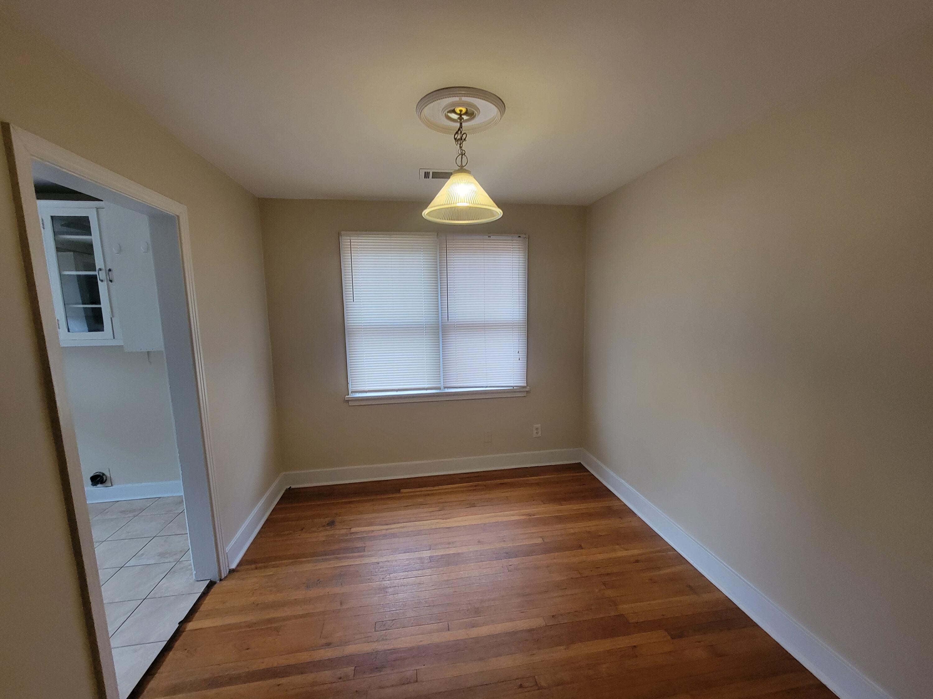 1927 Wrightsboro Road Augusta, GA 30904 - Photo 4 of 18 20251202_104129