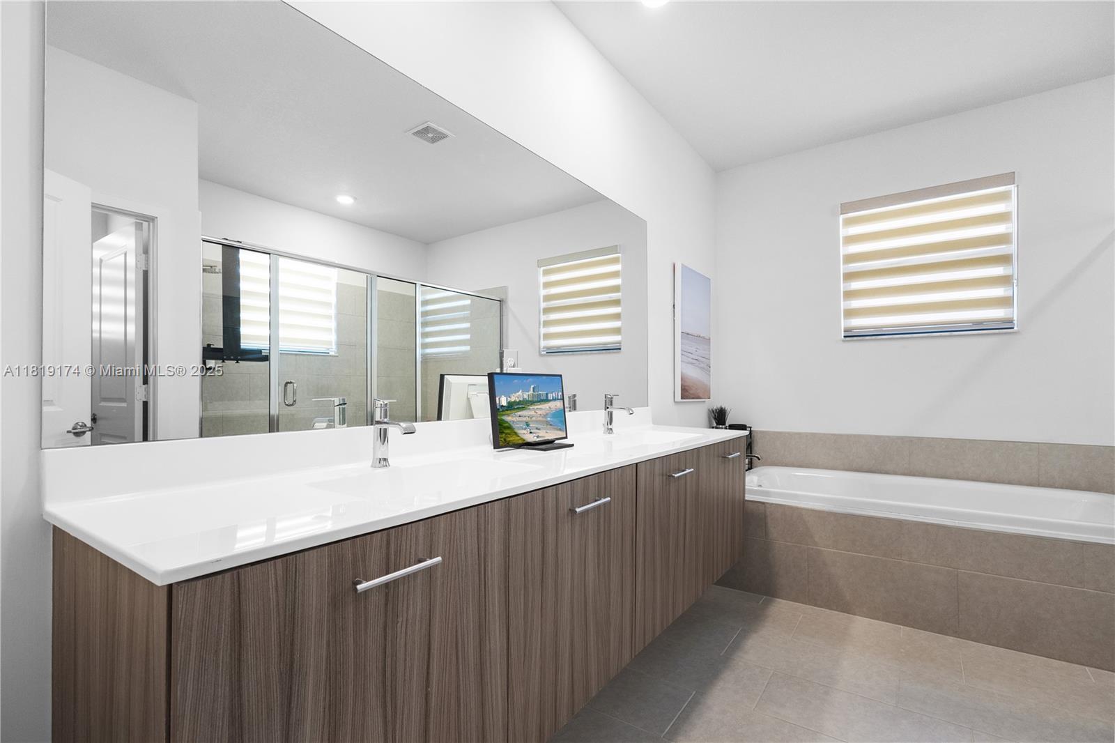 17540 Southwest 46th Street Miramar, FL 33029 - Photo 40 of 70 Gallery Image 40