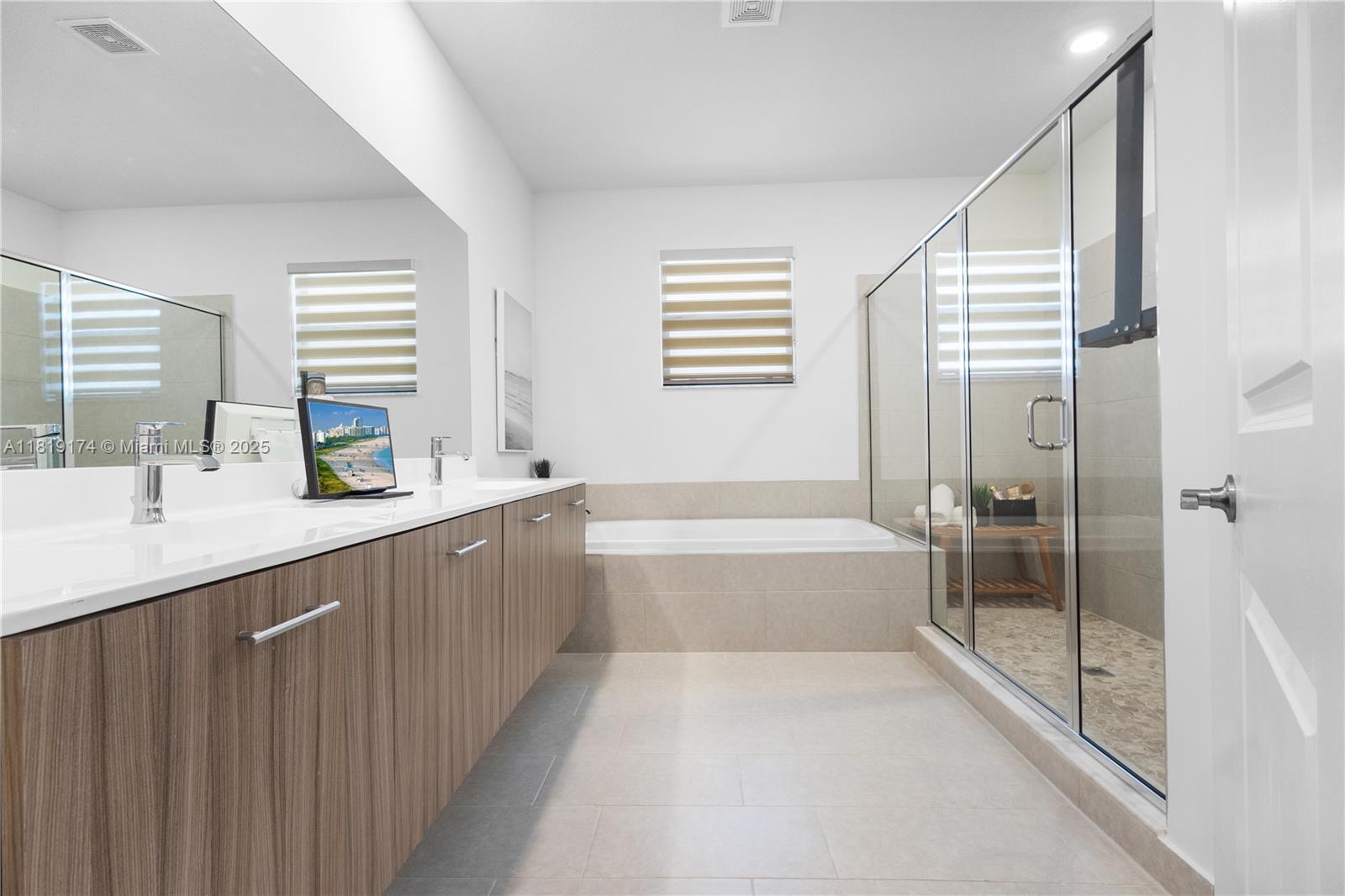 17540 Southwest 46th Street Miramar, FL 33029 - Photo 43 of 70 Gallery Image 43