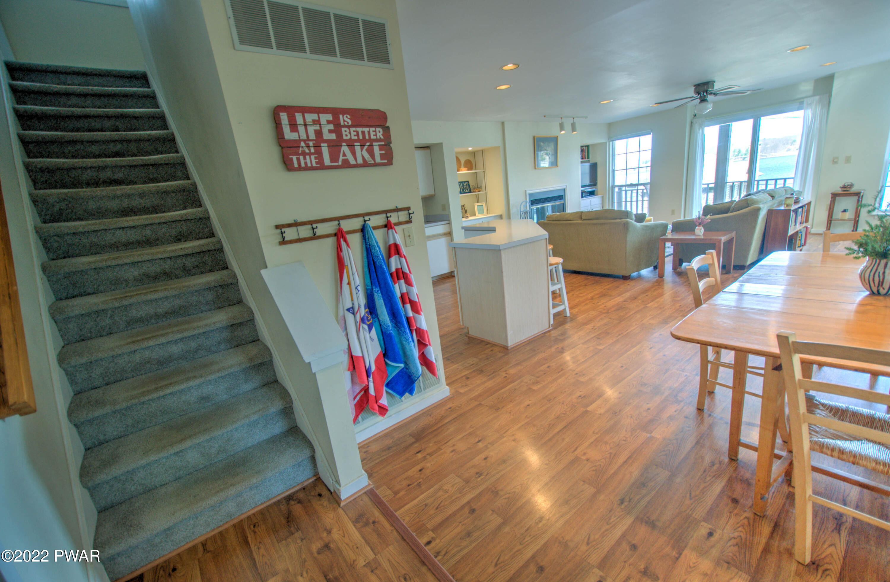 120 Shore Road Tafton, PA 18464 - Photo 17 of 33 9a stairs