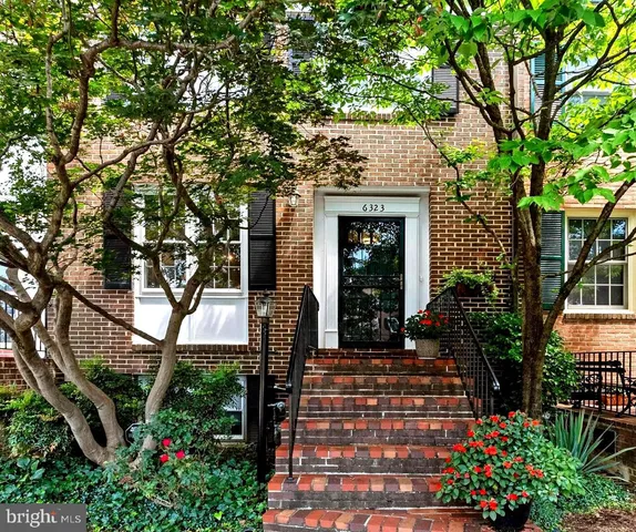 $899,000 | 6323 Barrister Place, Alexandria, VA 22307