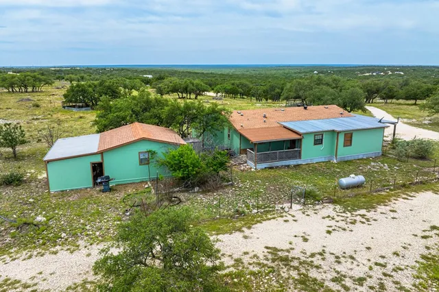 $595,000 | 3526 Stapp Ranch Road, Harper, TX 78631