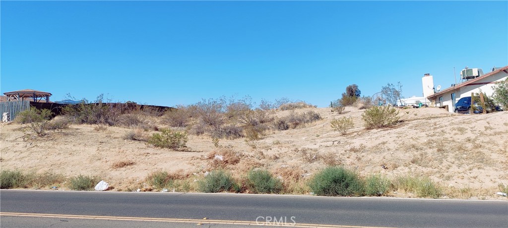 0 3rd Victorville, CA 92395 - Photo 2 of 3 a view of a snow on the road