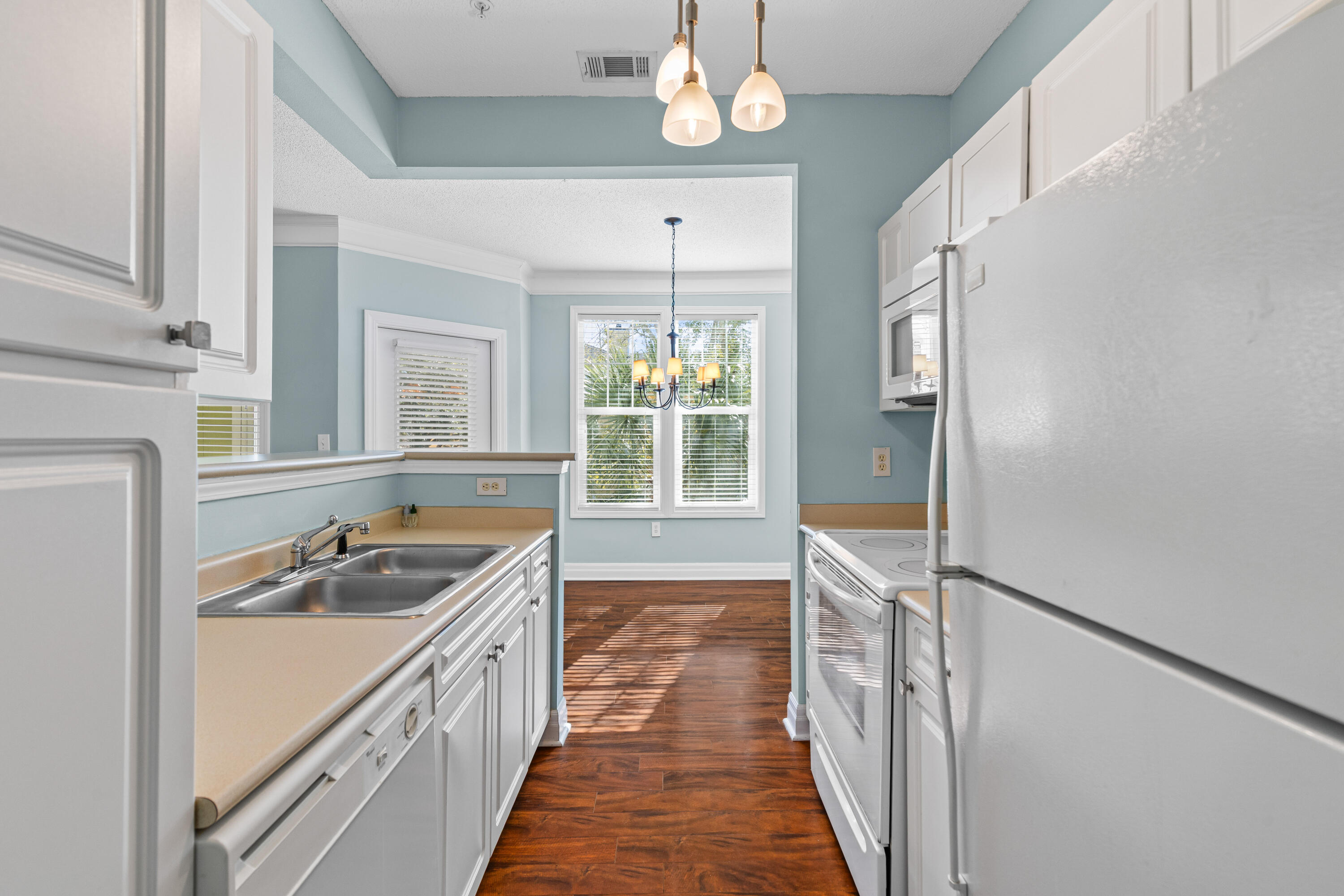 2322 Chatelain Way Mount Pleasant, SC 29464 - Photo 12 of 28 2322-Chatelain-10