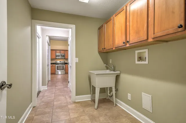 $435,900 | 1648 Hatterdale Farm Road, Blountville, TN 37617