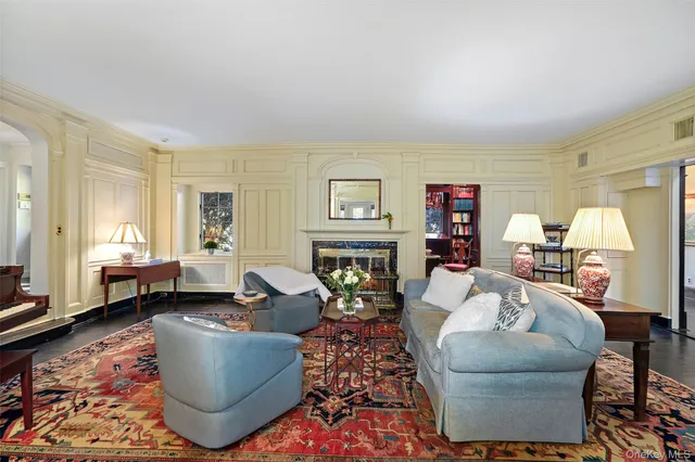 $2,995,000 | 49 Moore Road, Bronxville, NY 10708