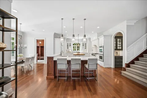 $3,049,000 | 654 Pine Street, Winnetka, IL 60093