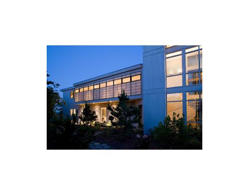 61 Quoquonset Lane Little Compton, RI 02837 - Photo 2 of 10 Exterior Front.