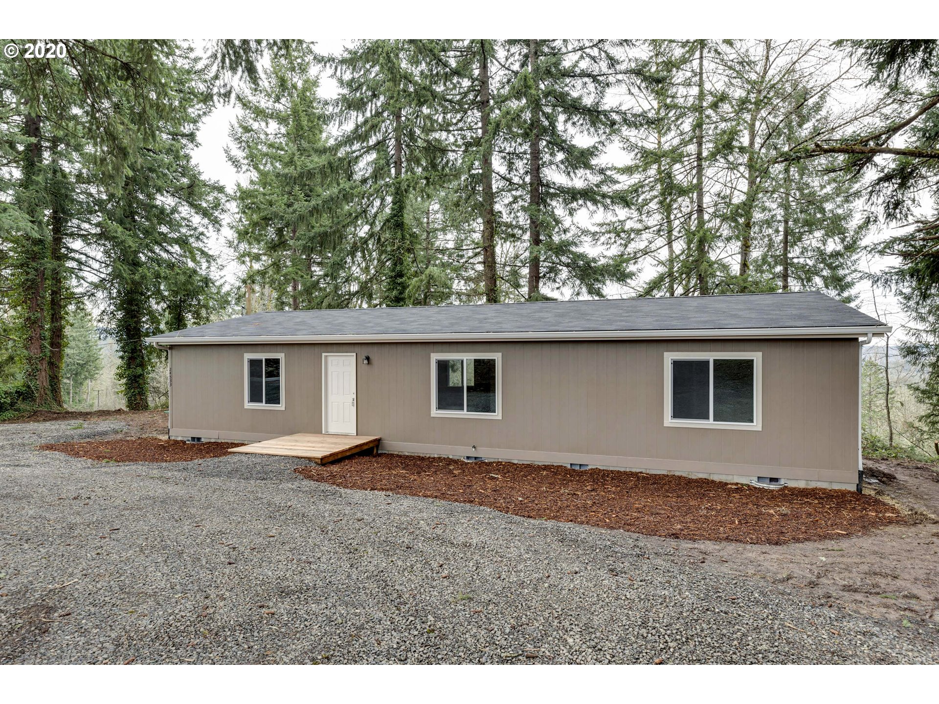 24533 Southeast Howlett Road Eagle Creek, OR 97022 - Photo 3 of 23 Gallery Image 3