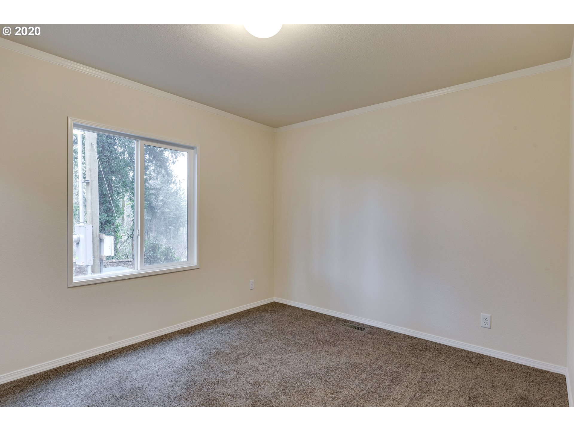 24533 Southeast Howlett Road Eagle Creek, OR 97022 - Photo 21 of 23 Gallery Image 21