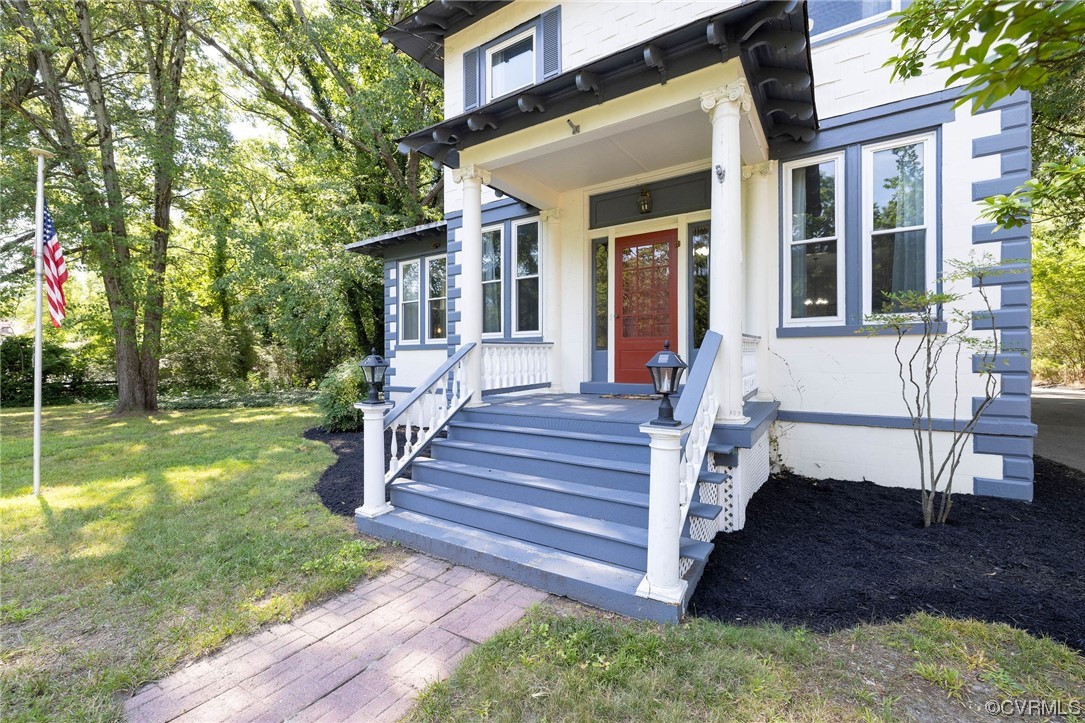 2731 Sherbourne Road Richmond, VA 23237 - Photo 5 of 45 a view of a house with backyard and sitting area