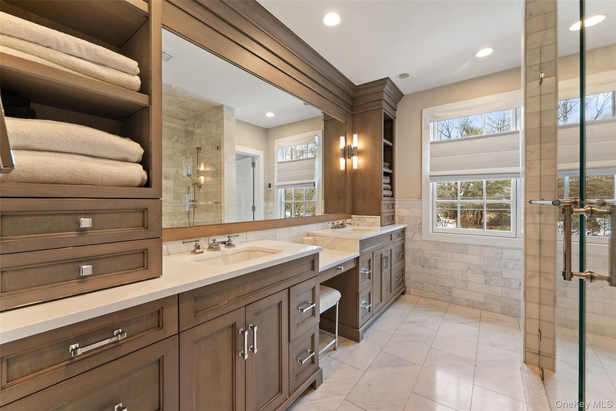 326 Heathcote Road Scarsdale, NY 10583 - Photo 20 of 40