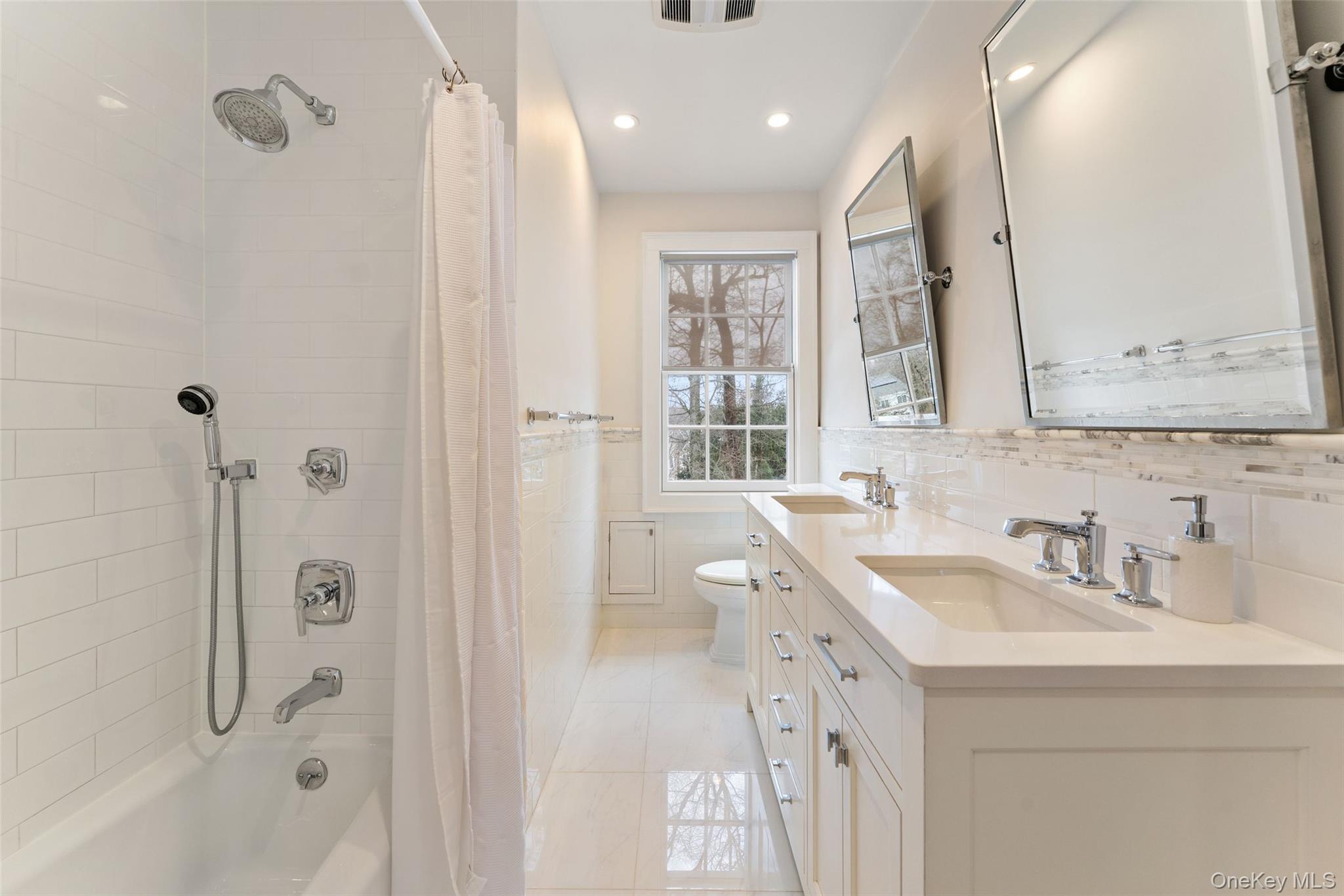 326 Heathcote Road Scarsdale, NY 10583 - Photo 26 of 40 Hall Bathroom