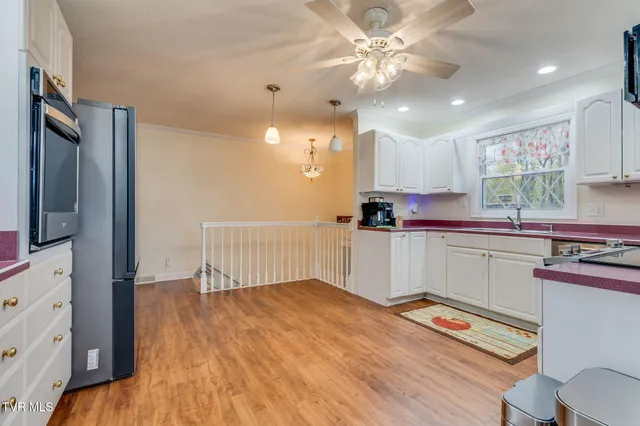 $725,000 | 161 Judge Ben Allen Road, Elizabethton, TN 37643