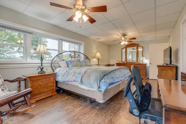 $725,000 | 161 Judge Ben Allen Road, Elizabethton, TN 37643