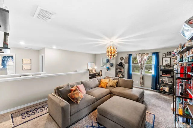 $2,600 | 5115 Escudero, San Antonio, TX 78261