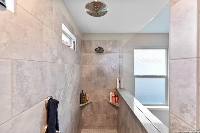 $2,600 | 5115 Escudero, San Antonio, TX 78261