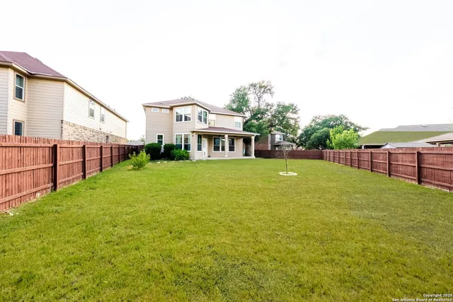 $2,600 | 5115 Escudero, San Antonio, TX 78261