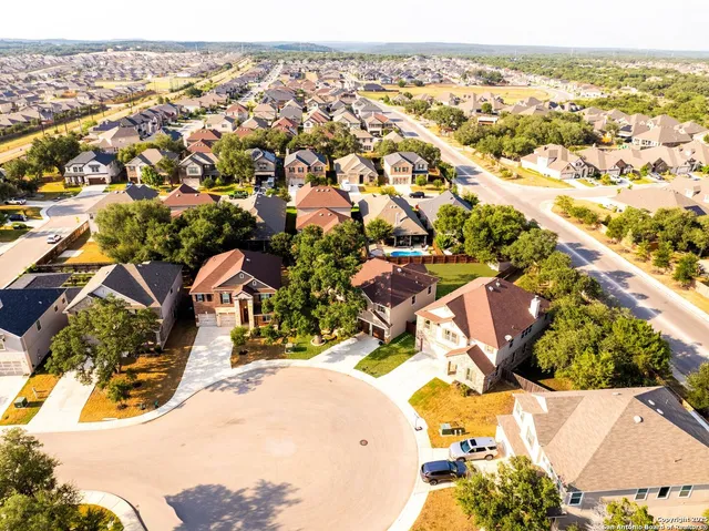 $2,600 | 5115 Escudero, San Antonio, TX 78261