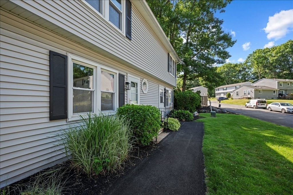 270 Sunderland Road, Unit 65 Worcester, MA 01604 - Photo 36 of 38