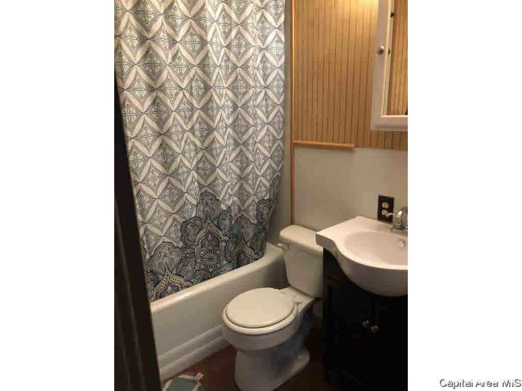 625 Wood Avenue Springfield, IL 62702 - Photo 9 of 21