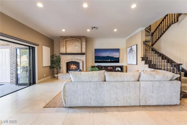 $2,500,000 | 2335 Dolphin Court, Henderson, NV 89074