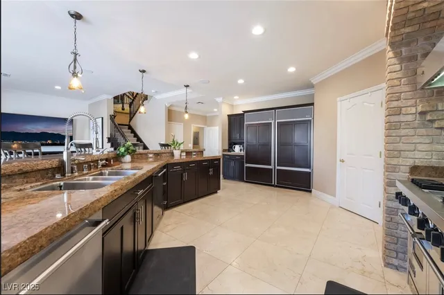$2,500,000 | 2335 Dolphin Court, Henderson, NV 89074