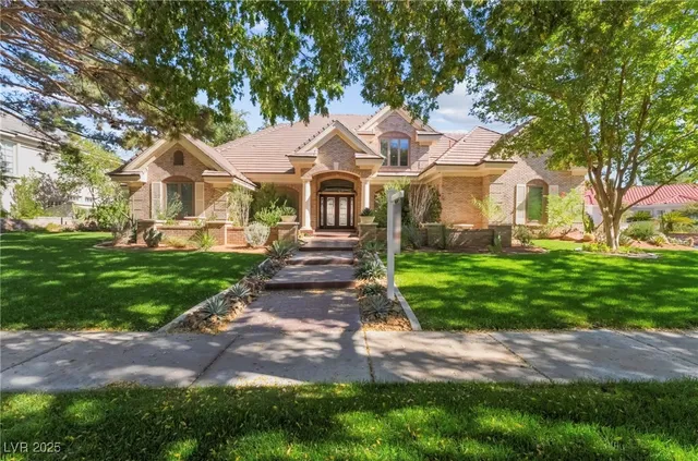 $2,500,000 | 2335 Dolphin Court, Henderson, NV 89074