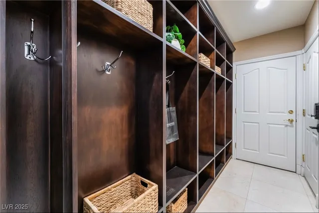 $2,500,000 | 2335 Dolphin Court, Henderson, NV 89074