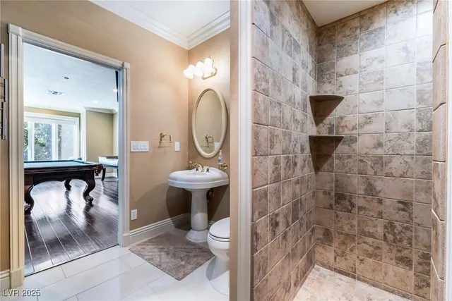 $2,500,000 | 2335 Dolphin Court, Henderson, NV 89074