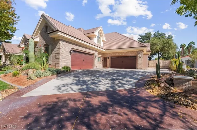 $2,500,000 | 2335 Dolphin Court, Henderson, NV 89074