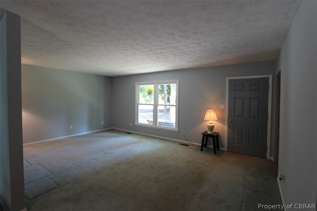 7910 O Neil Road Gloucester, VA 23061 - Photo 8 of 30