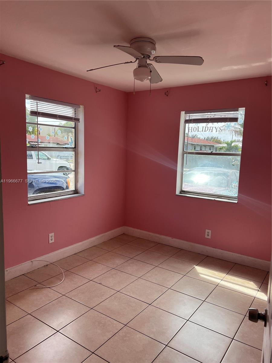 1013 Foster Road, Unit 1 Hallandale Beach, FL 33009 - Photo 11 of 13