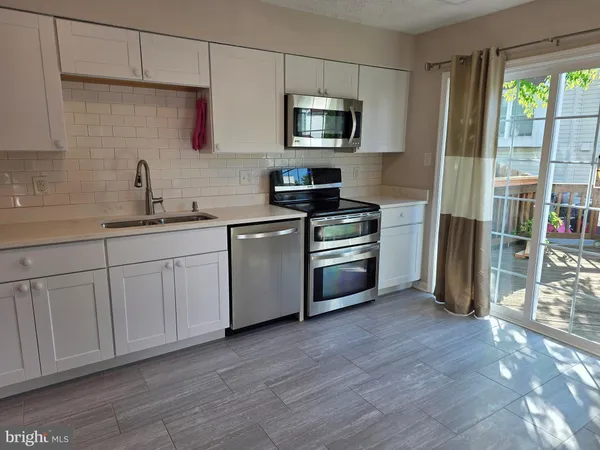 $2,500 | 14005 C Walter Bowie Lane, Centreville, VA 20121