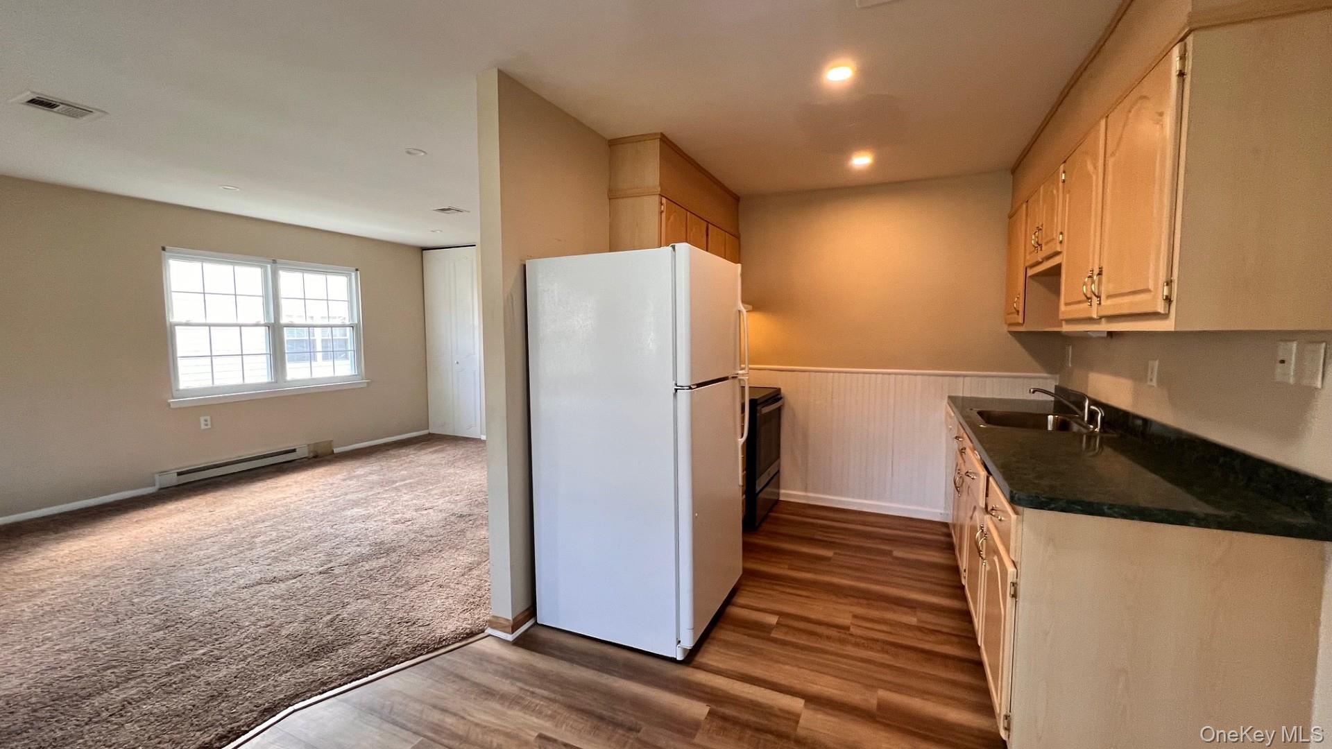 273 Berwick Court, Unit A Ridge, NY 11961 - Photo 6 of 12