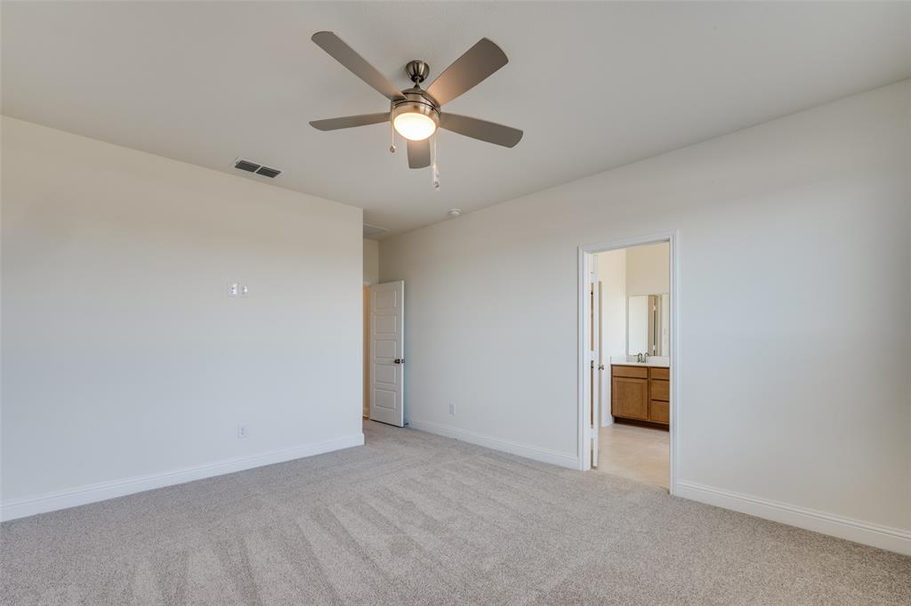 345 Fallbrook Drive Aledo, TX 76008 - Photo 11 of 32