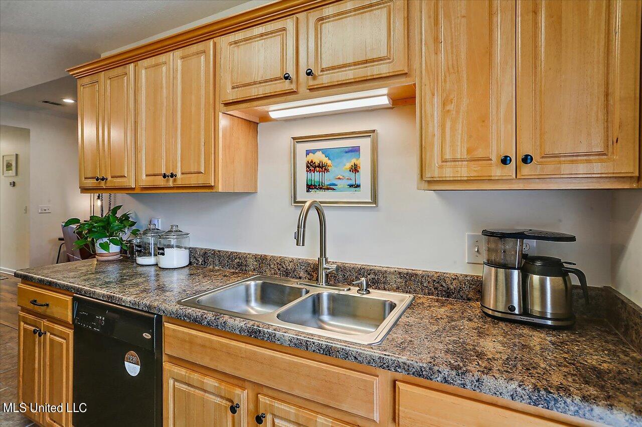 514 Ridgeway Drive Brandon, MS 39047 - Photo 7 of 23 10-514 Ridgeway Drive