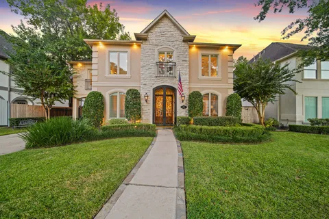 $1,499,000 | 802 Anderson Street, Bellaire, TX 77401