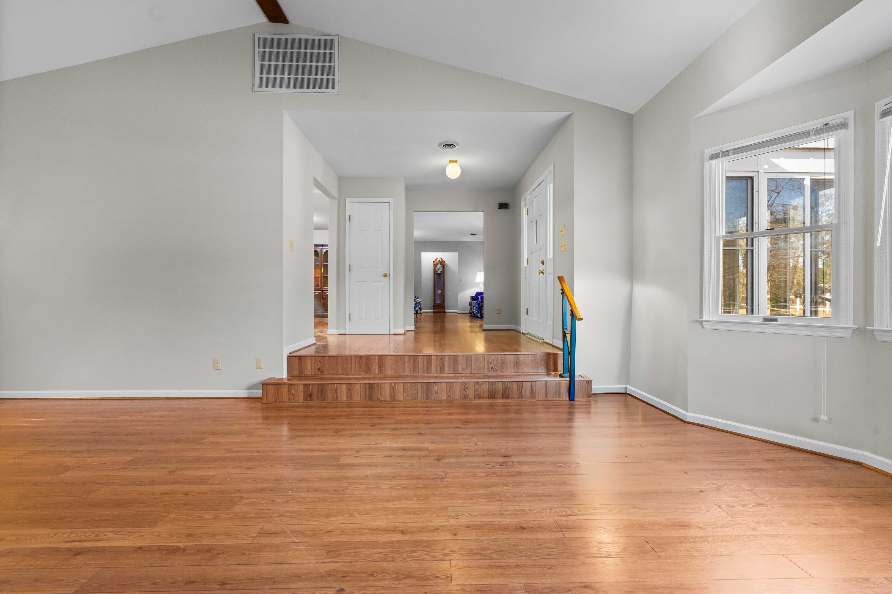 209 Partridge Run Road Santee, SC 29142 - Photo 9 of 33 DSC02774