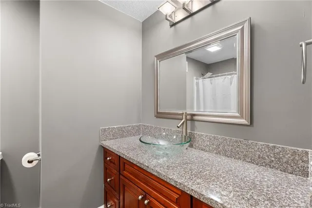 $375,000 | 3239 Linda Circle, Winston-Salem, NC 27106