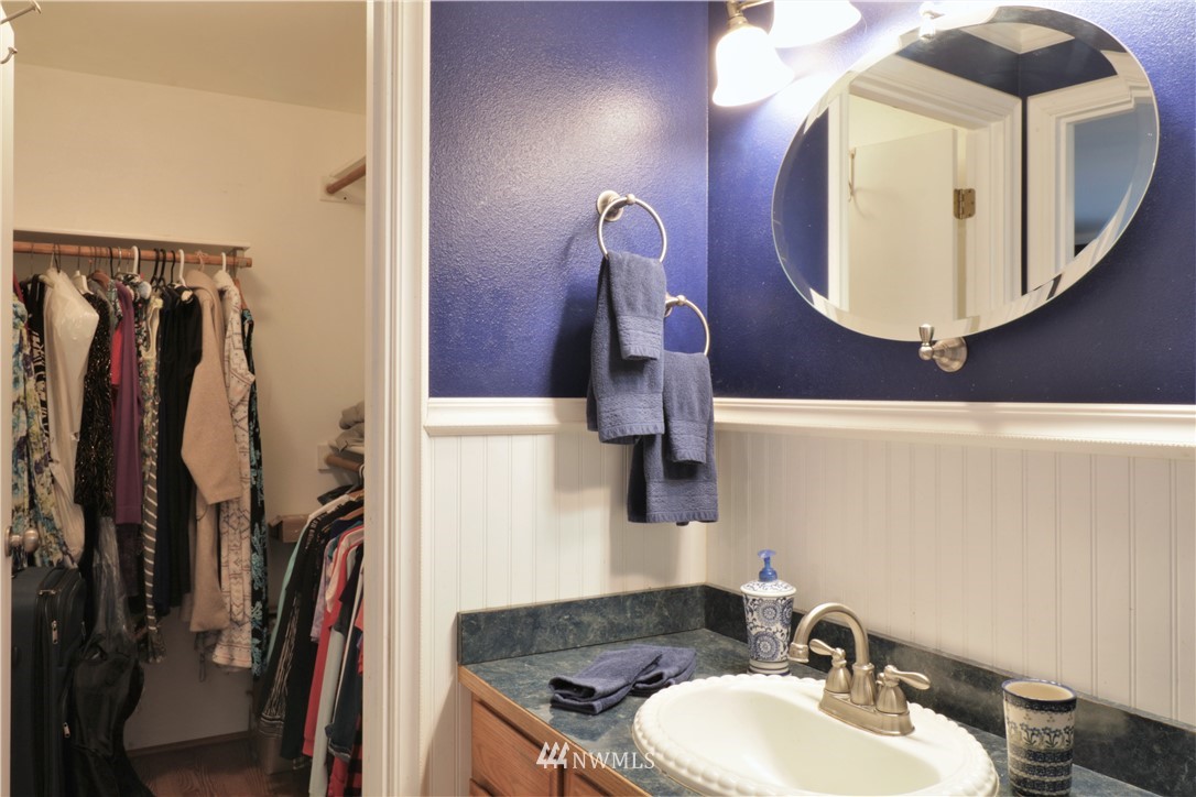 7940 Fairview Road Southwest Olympia, WA 98512 - Photo 24 of 35 Gallery Image 24