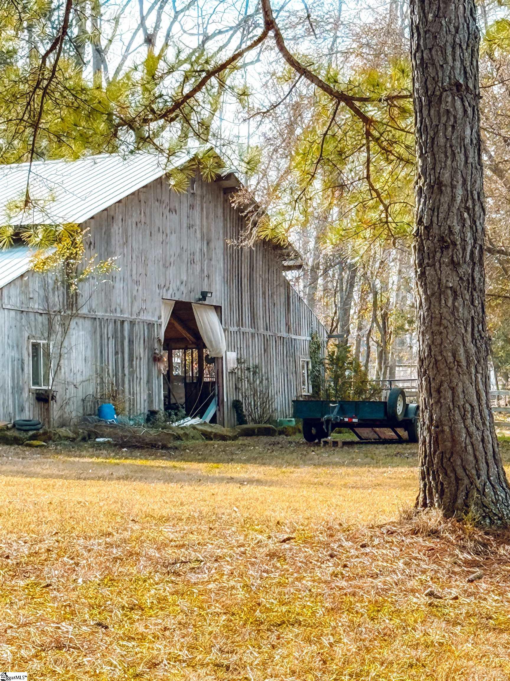 2257 Fairview Road Fountain Inn, SC 29644 - Photo 3 of 15