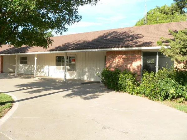 $230,000 | 111 Apache Street, Hereford, TX 79045